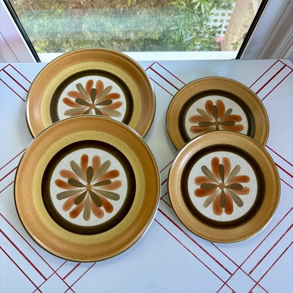 Vintage Premiere DuraStone Touche P9202 Set 2 Dinner 2 Salad Plates, Japan